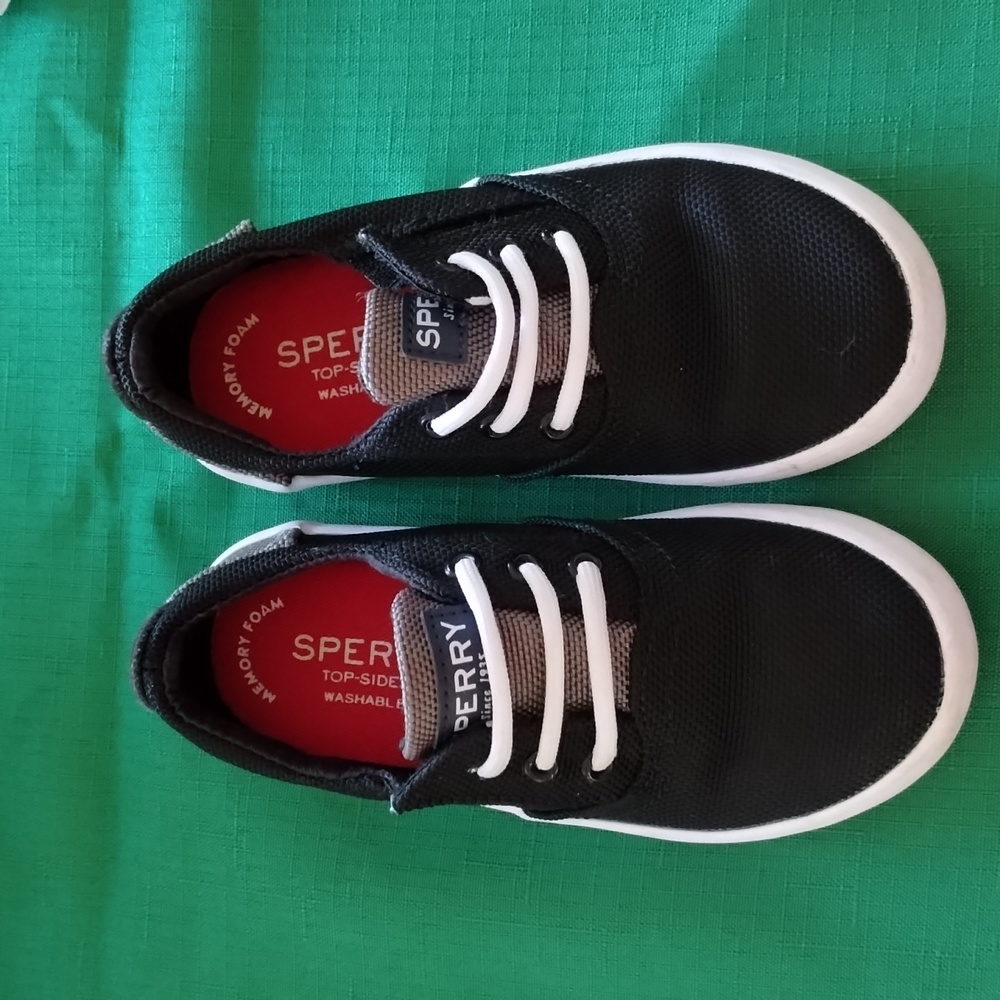 Toddler boys, Sperry sneakers
